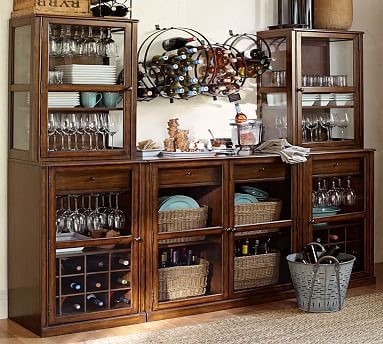 Thiết kể tủ nhỏ gọn với nhiều ngăn đựng khác nhau, có khả năng bao trọn mọi đồ dùng trong căn bếp - nội thất phòng ăn của gia đình.